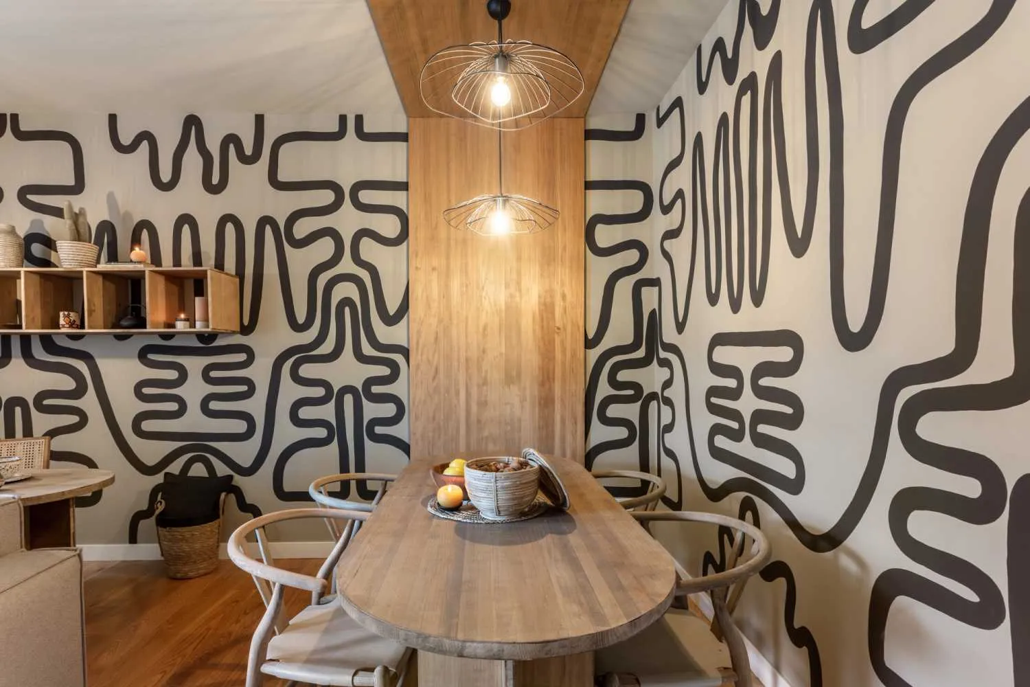 Contemporary Madrid Flat With Premium Workstation & High-speed Fiber For Digital Nomads #2