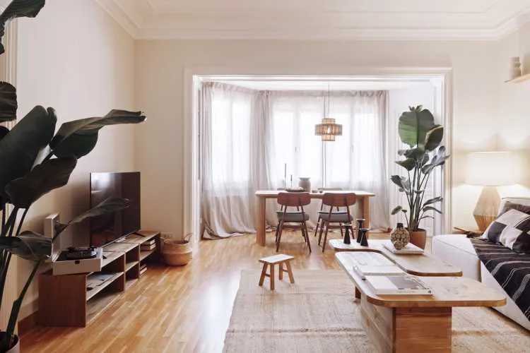 Designer City Flat With Pro Workspace & Gigabit Internet In Barcelona #2