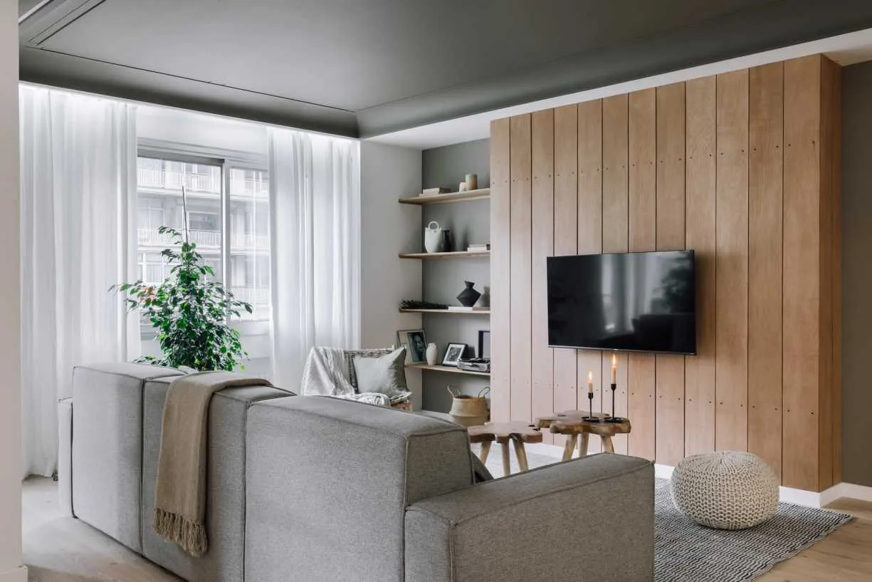 Impressive 150m2 Barcelona Flat With Ultra-fast Wifi & Pro Workstation Setup #2
