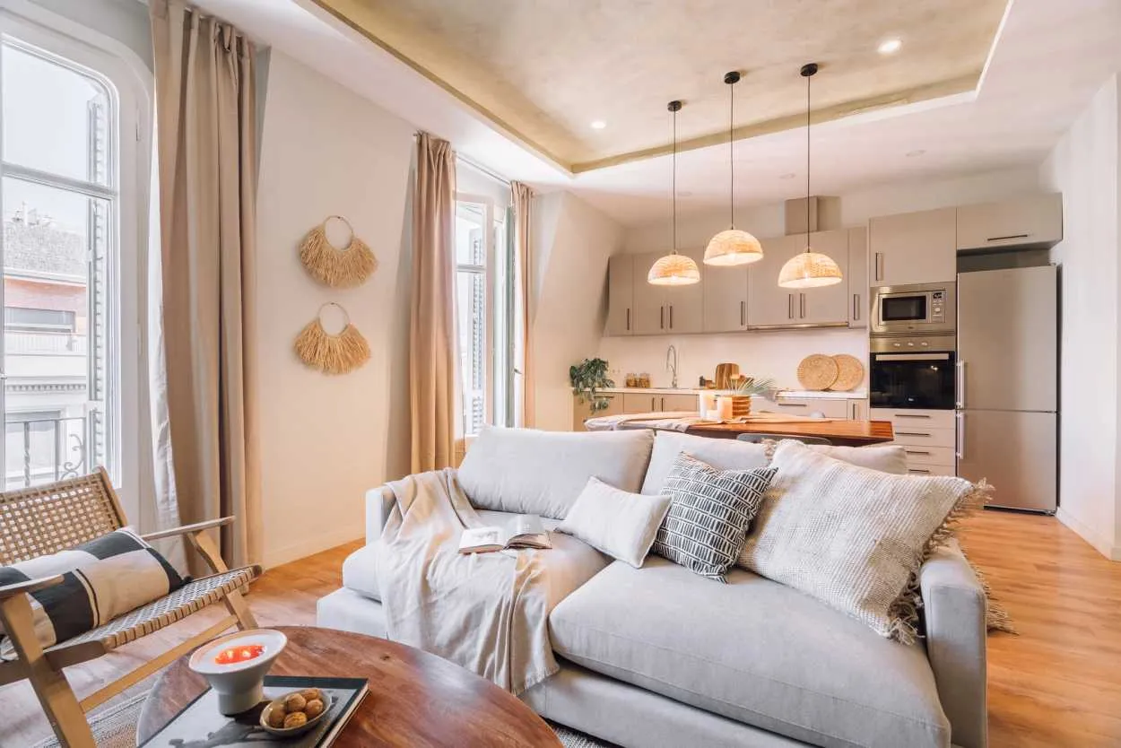 Spacious Barcelona Flat With High-speed Fiber And Pro Home Office Setup #4