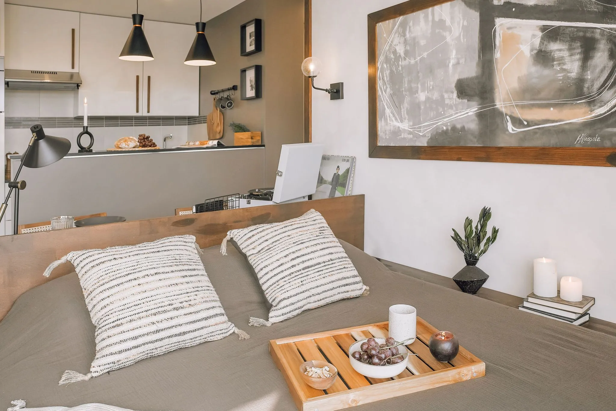 Luxurious Paris Studio With Ultra-fast Wifi, External Displays & Private Balcony For Digital Nomads #5