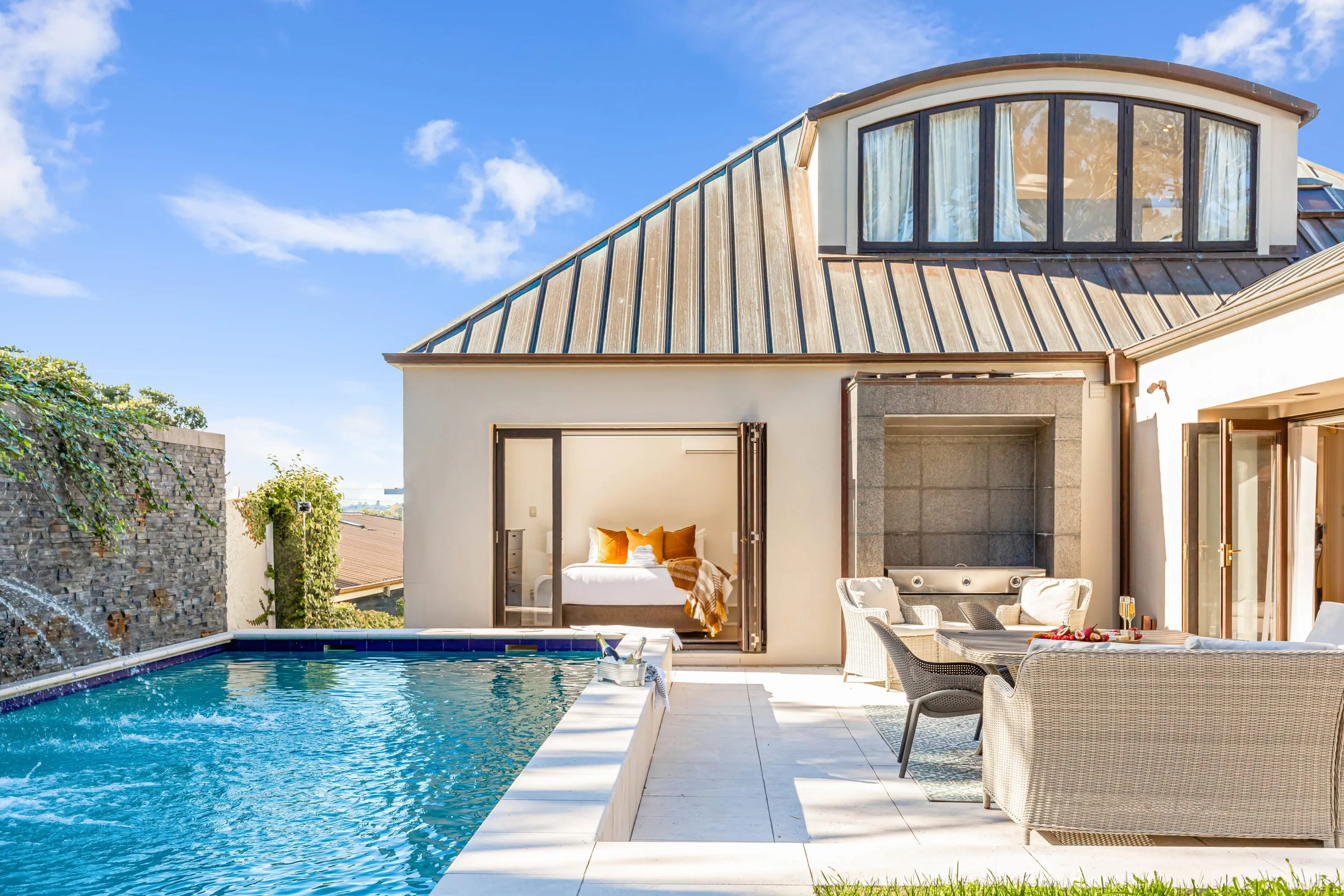 Luxurious Intimate Auckland Flat - 4br, Private Home Office & High-speed Wifi