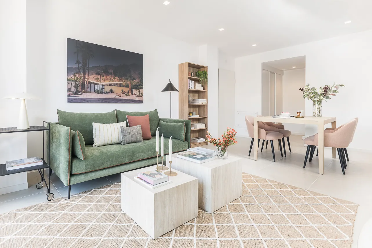 Upscale 60m2 Barcelona Flat With Dedicated Home Office For Remote Work Flexibility #3