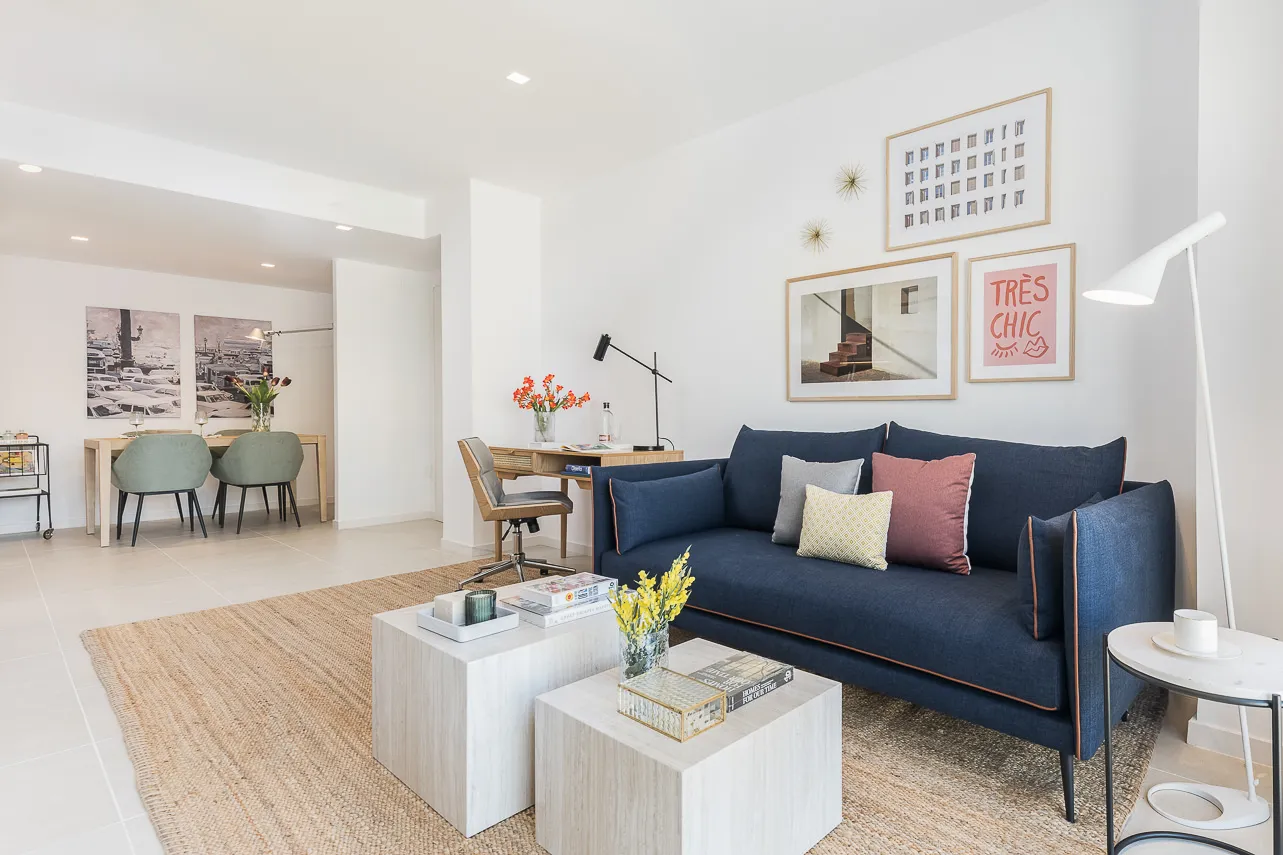 Sophisticated 2-bed Flat With Dedicated Home Office In Barcelona For Remote Work #5
