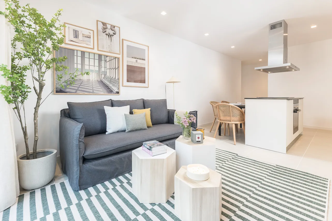 Sophisticated 2-bed Flat With Dedicated Home Office In Barcelona's Gracia District #4