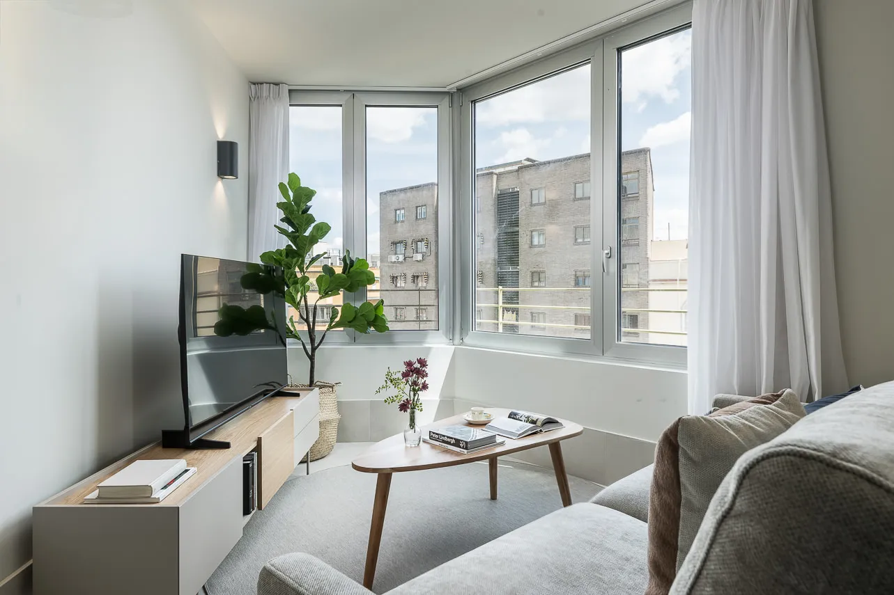 Digital-nomad Ready Executive Flat In Madrid -- 69m2 Welcoming Space & Home Office #3