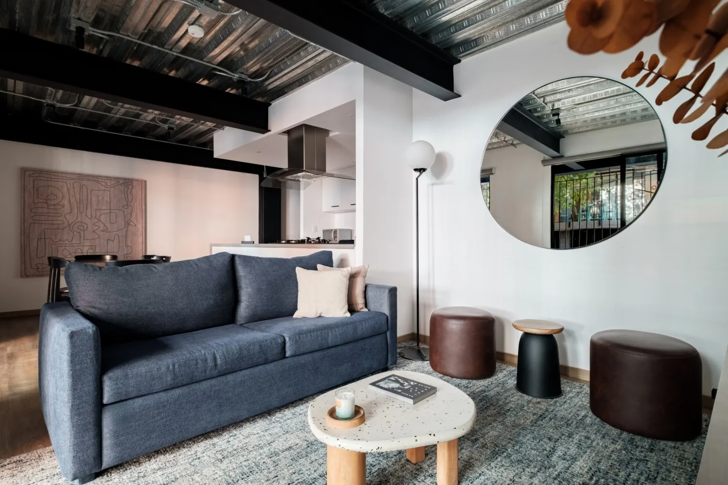 Refined Studio With Dedicated Workspace In Mexico City's Reforma Neighborhood #2