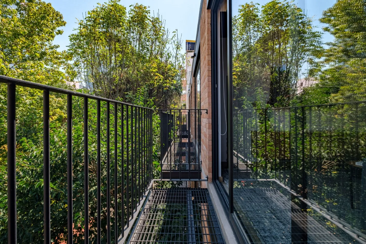 Trendy Open-plan Studio With Home Office Space In Reforma, Mexico City #4
