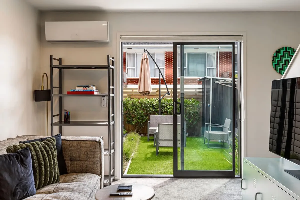 Cozy 2br Professional Flat Auckland - Dedicated Home Office & High-speed Wifi #2