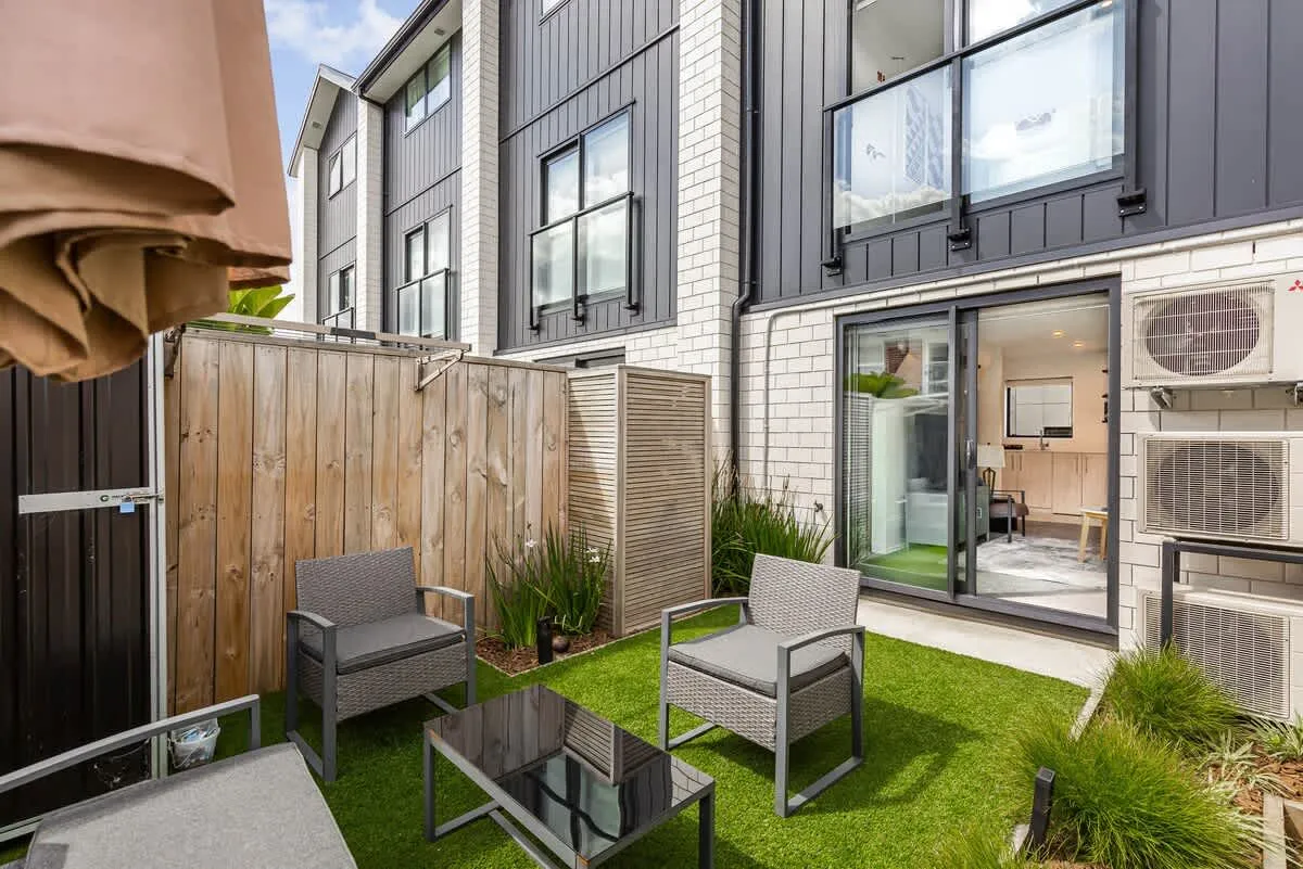 Cozy 2br Professional Flat Auckland - Dedicated Home Office & High-speed Wifi #5