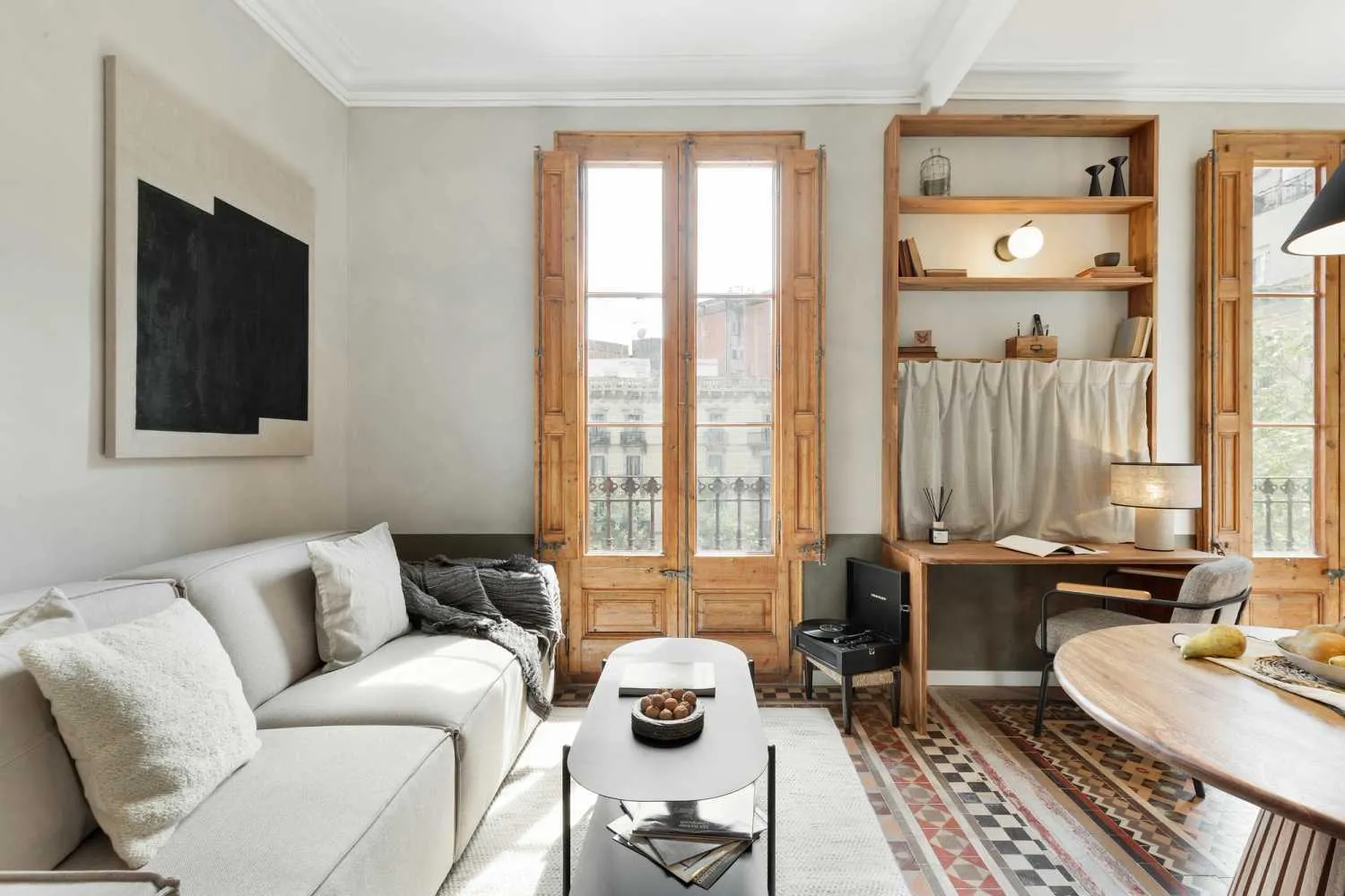 Stylish 36m2 Barcelona Studio With Home Office Suite, Ultra-fast Wifi & City Views #5