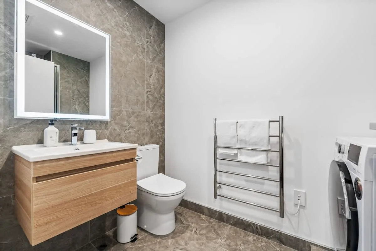Sophisticated Studio With Digital-nomad Setup & Gym - Ellerslie, Auckland #3
