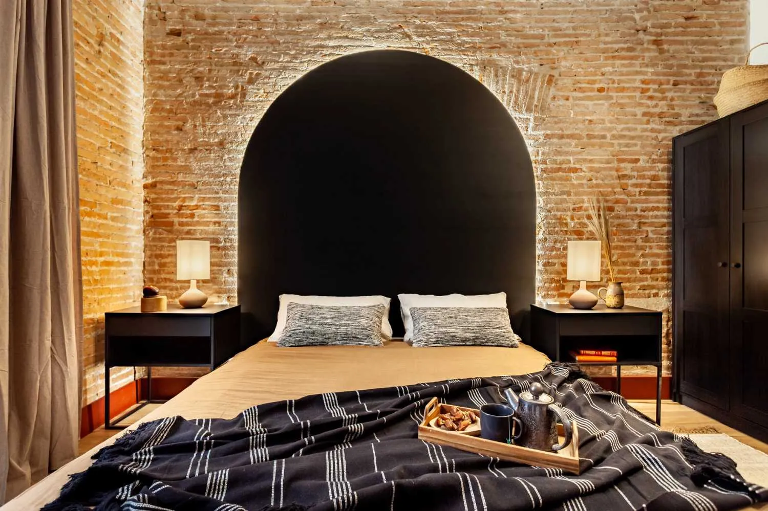 Urban 2br Flat With Ultra-fast Wifi And Pro Workspace In Barcelona #3