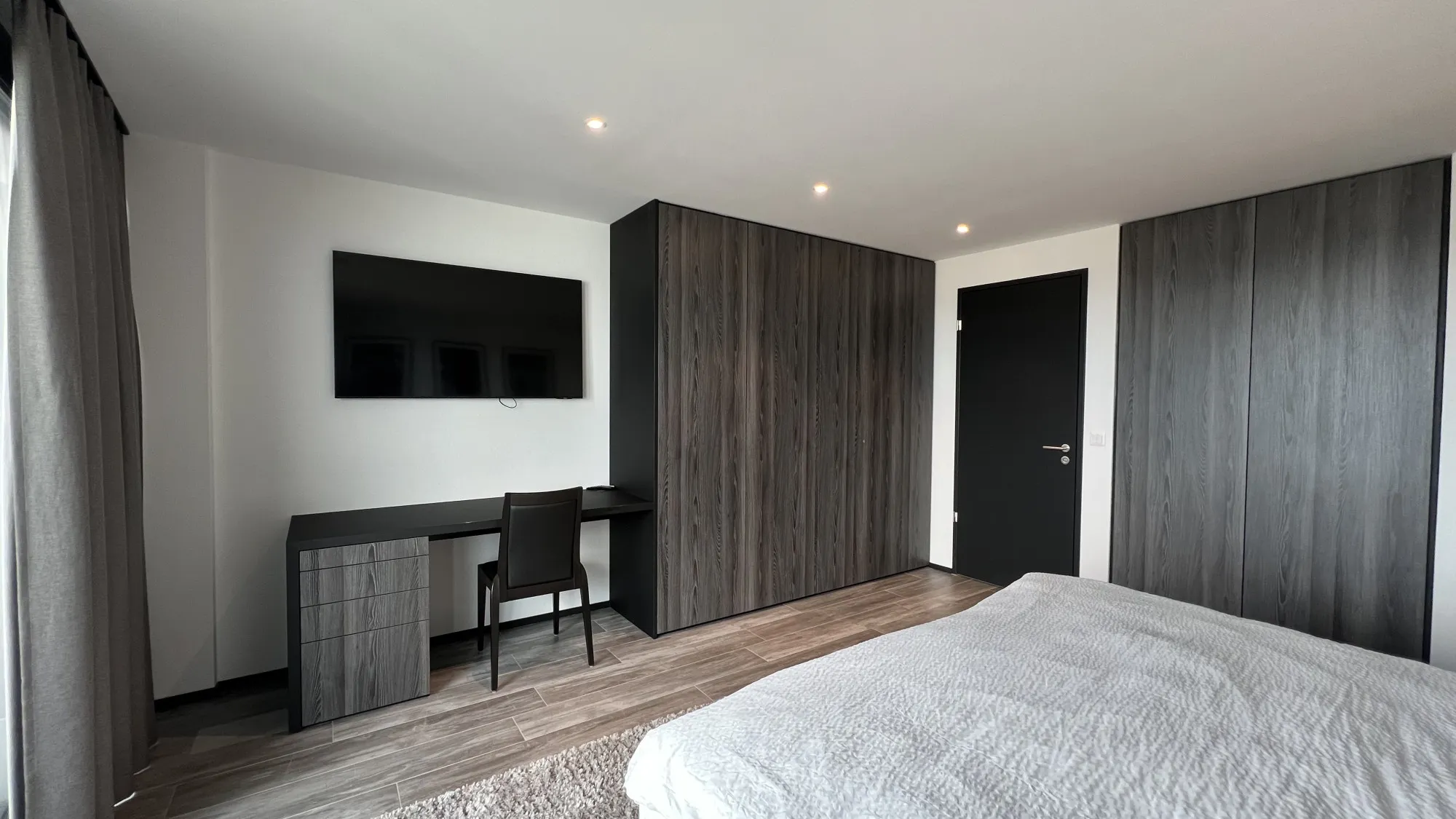 Contemporary 70m2 Studio For Remote Work - Zurich North