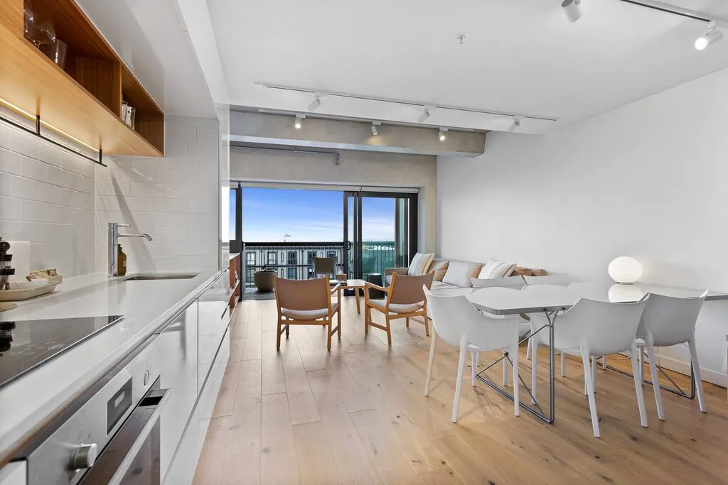 Grafton Premium Flat - Efficient 1br, Dedicated Home Office, Fast Wifi & Parking #4