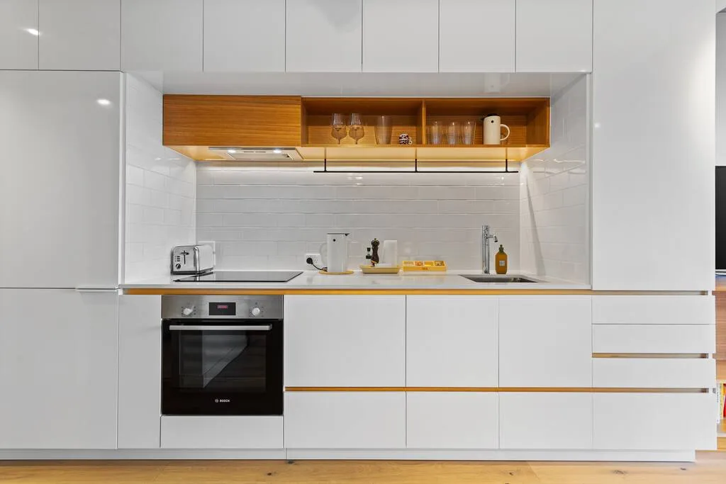 Grafton Premium Flat - Efficient 1br, Dedicated Home Office, Fast Wifi & Parking #2