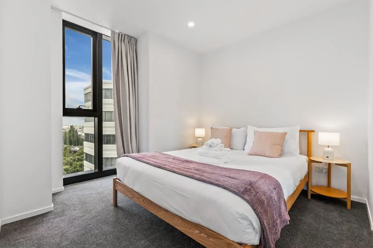 Stylish Auckland City Flat - Efficient 1br With Dedicated Home Office & Parking #3