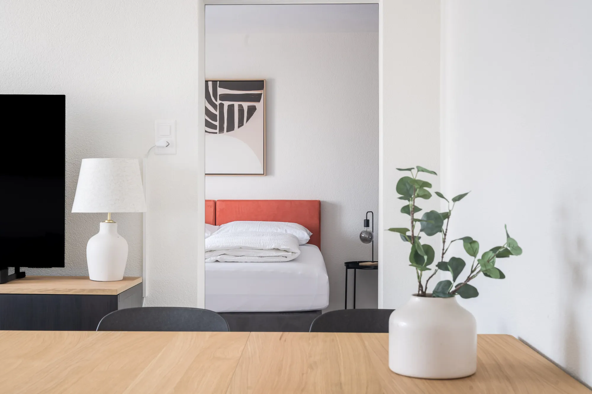 Sleek 47m2 Basel Flat With Dedicated Home Office For Remote Work