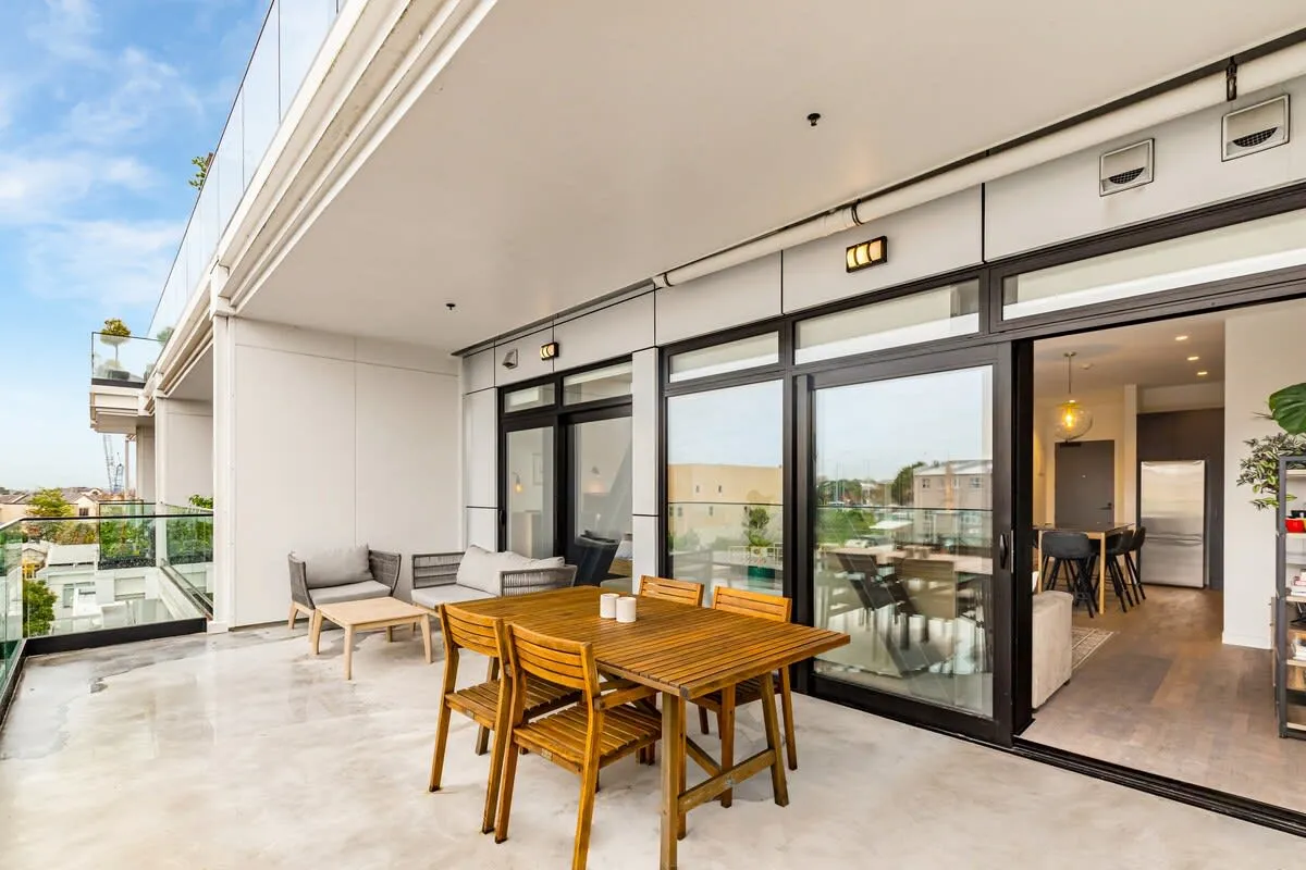 Impressive Intimate Flat In Auckland - Work-from-home Ready With Dedicated Desk & Fast Wifi #4