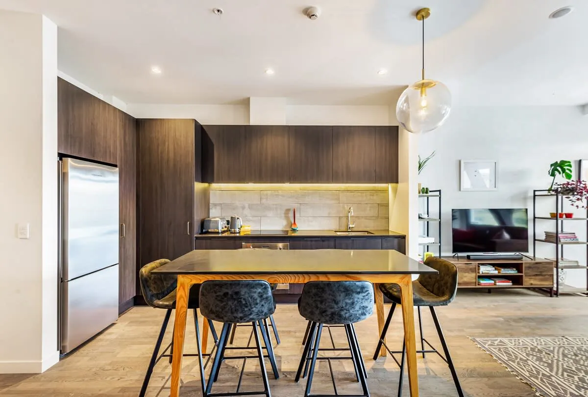 Impressive Intimate Flat In Auckland - Work-from-home Ready With Dedicated Desk & Fast Wifi #3