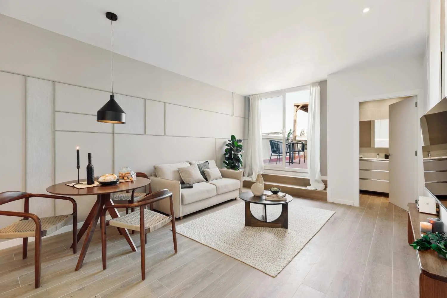 Cozy Barcelona Flat With Gigabit Internet & Pro Workspace For Digital Nomads #4