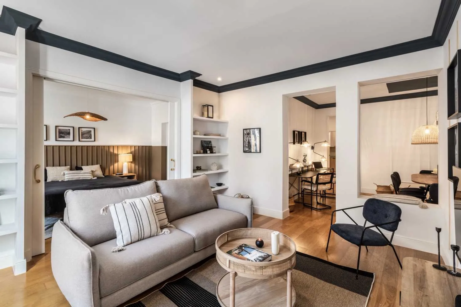 Luxury Madrid Sky Home With Pro Workstation & Streaming Setup For Remote Professionals #3
