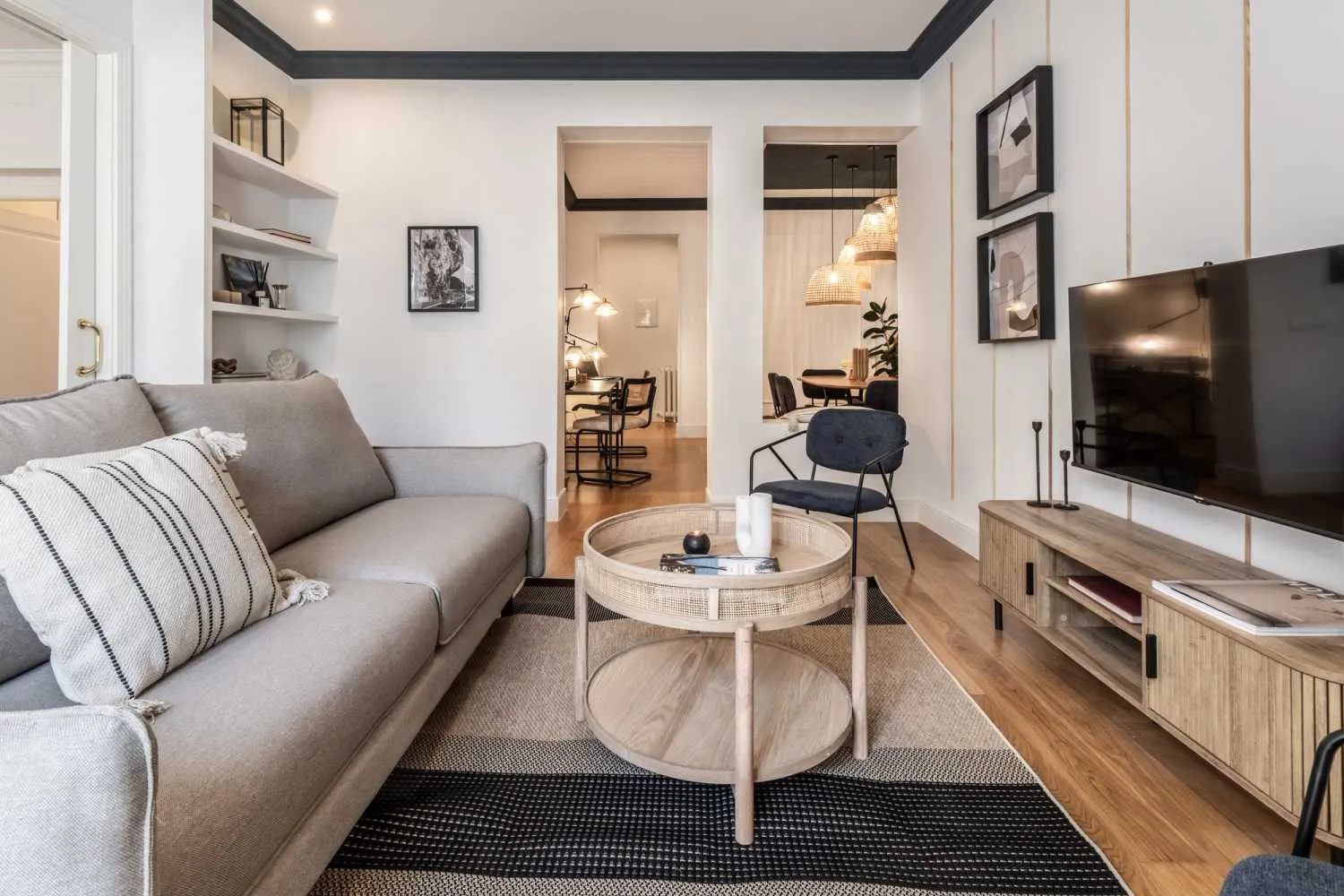 Luxury Madrid Sky Home With Pro Workstation & Streaming Setup For Remote Professionals #5