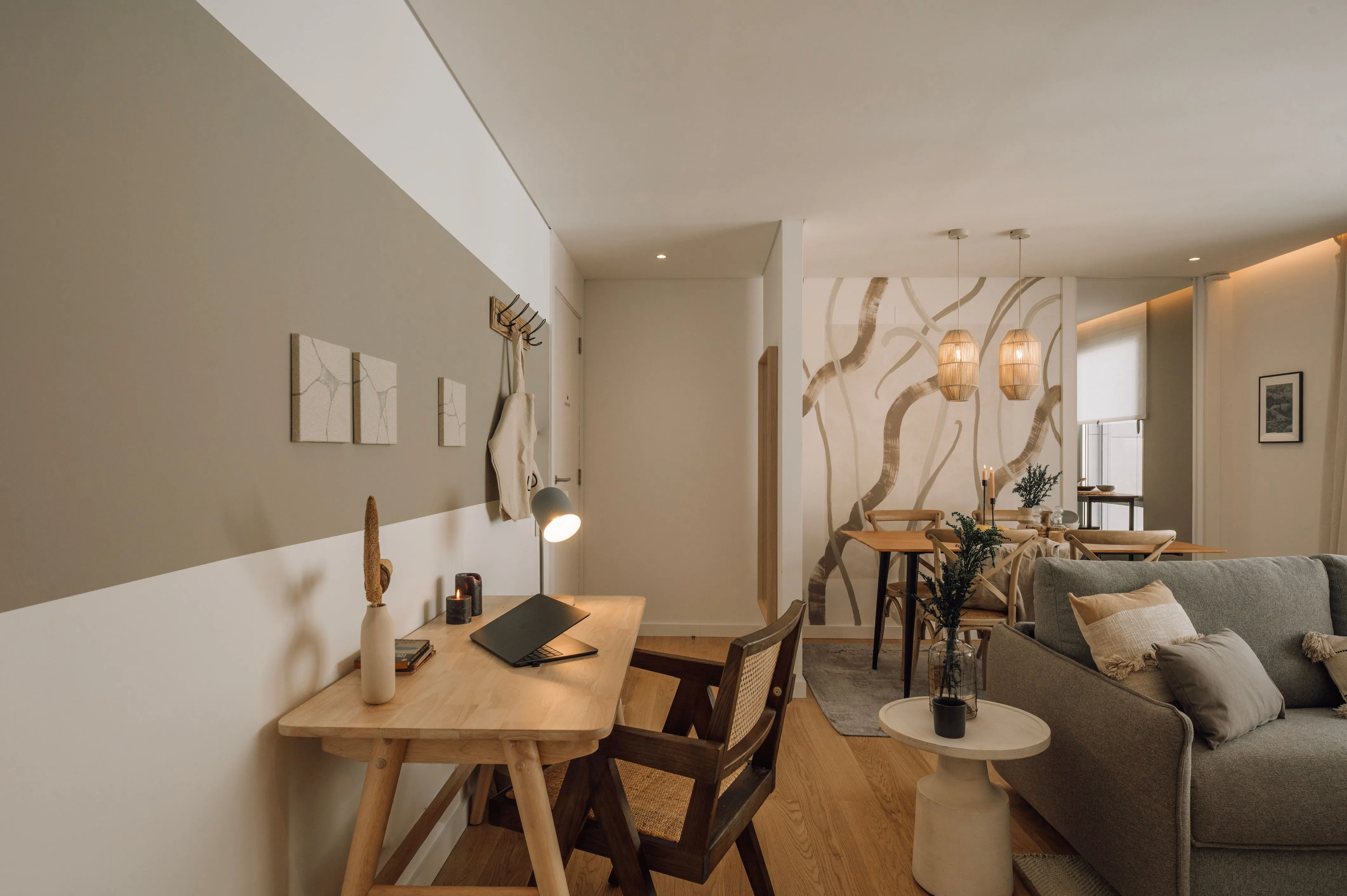 Contemporary Lisbon Flat With Gigabit Internet & Pro Monitors For Digital Nomads #3