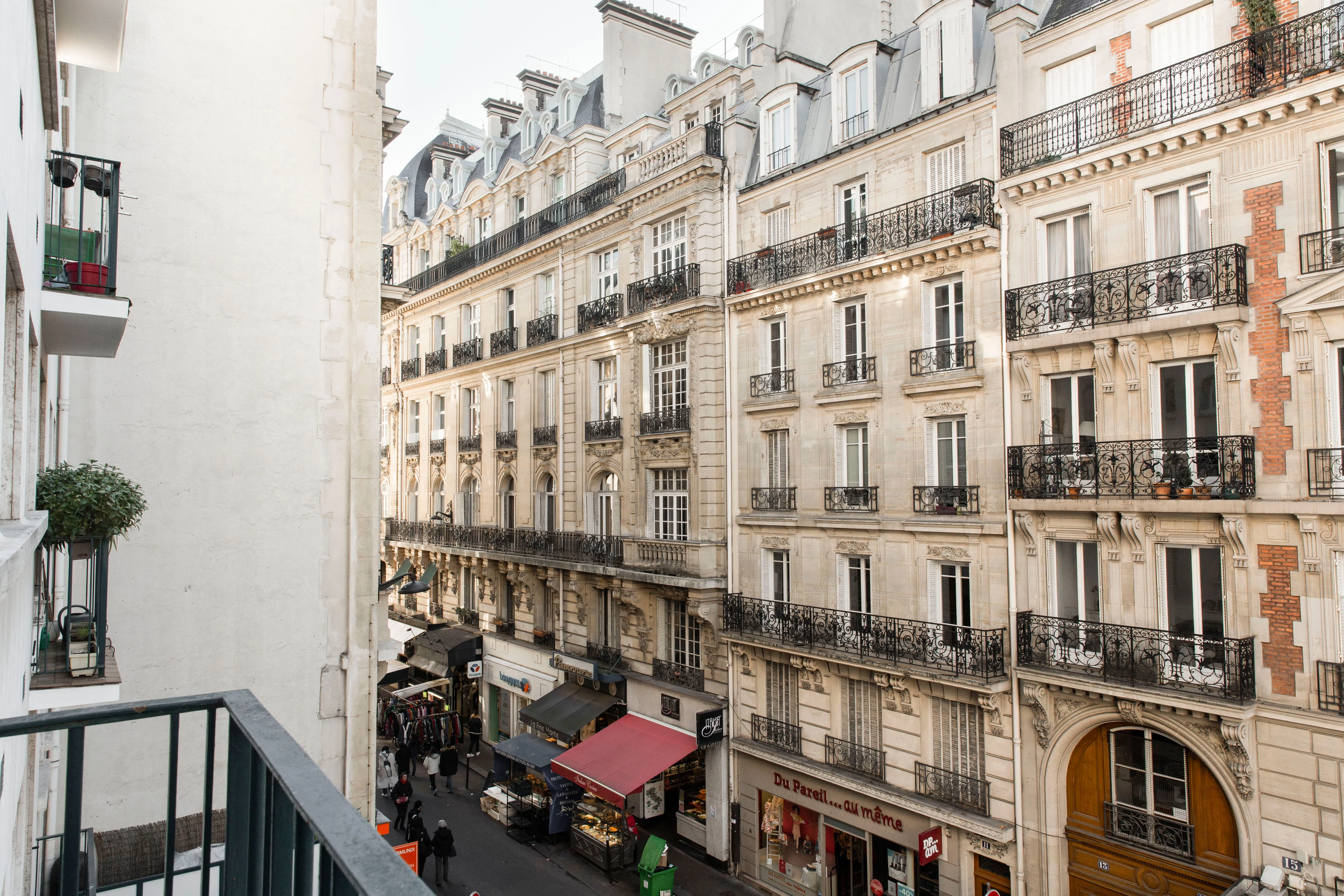 Spacious Paris Flat With Private Office, Ultra-fast Wifi & Balcony For Remote Work #5
