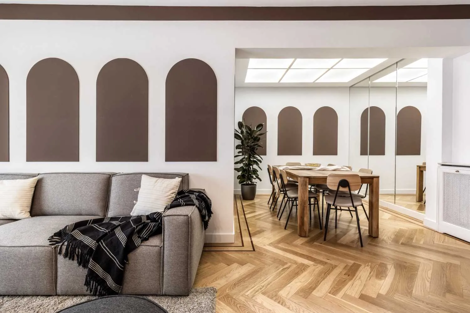 Extensive Rooftop Apartment With Gigabit Internet & Pro Streaming Setup In Madrid #2