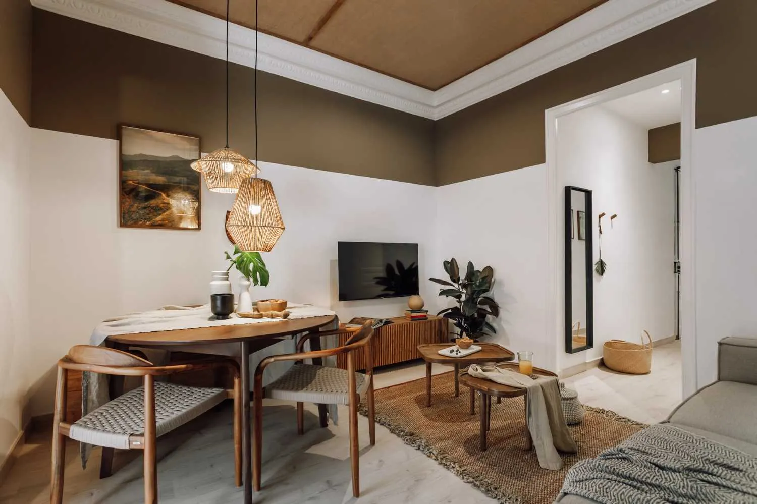 Modern Barcelona Flat With High-speed Internet & Pro Audio Setup For Digital Nomads #5