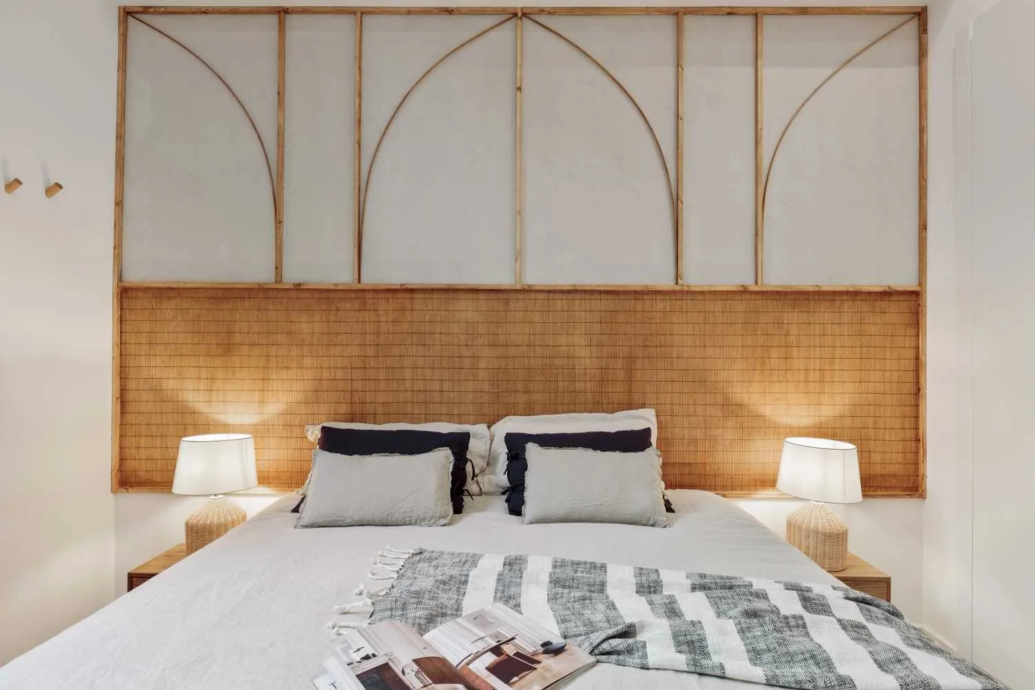 Sleek 2br Flat With Ultra-fast Wifi And Home Office Setup In Barcelona #3