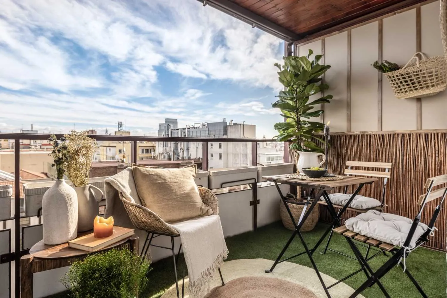 Airy Madrid Flat With Premium Workspace & Gigabit Internet For Digital Nomads #2