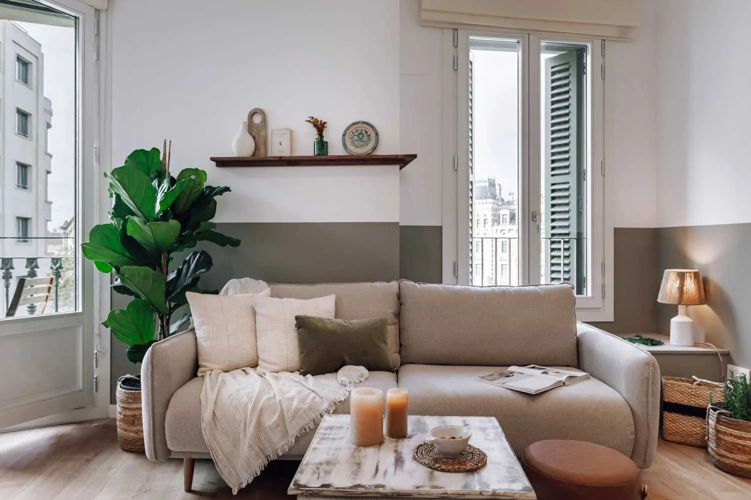 Spacious Barcelona Flat With High-speed Fiber, External Monitors & Modern Kitchen For Remote Work #3