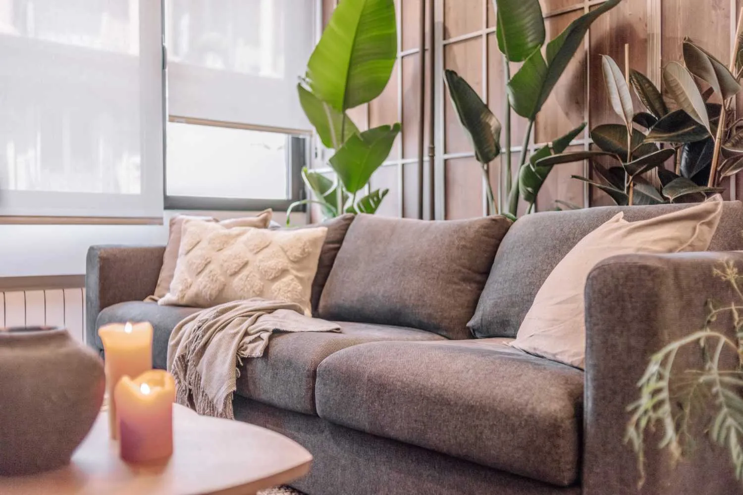 Impressive Madrid Flat With Ultra-fast Wifi, Pro Monitors & Ergonomic Workspace #4