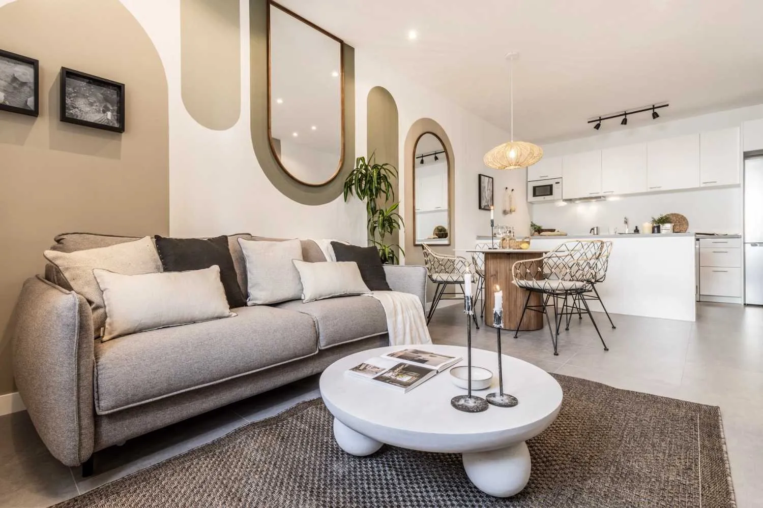 Stylish Madrid Apartment With Ultra-fast Wifi And Pro Workspace For Digital Nomads #3