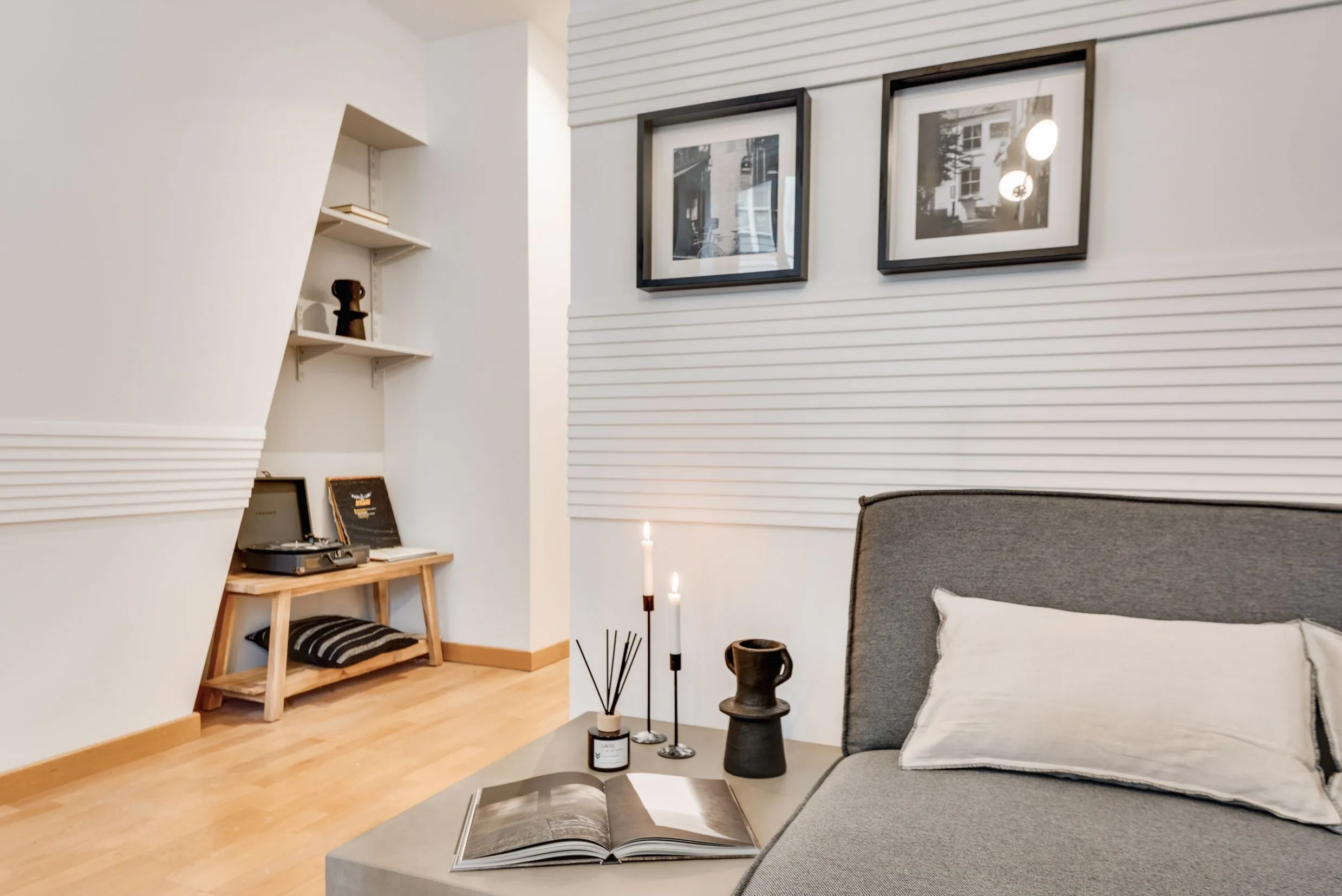 Elegant Paris Flat With Premium Home Office Setup And Gigabit Internet For Remote Work #4