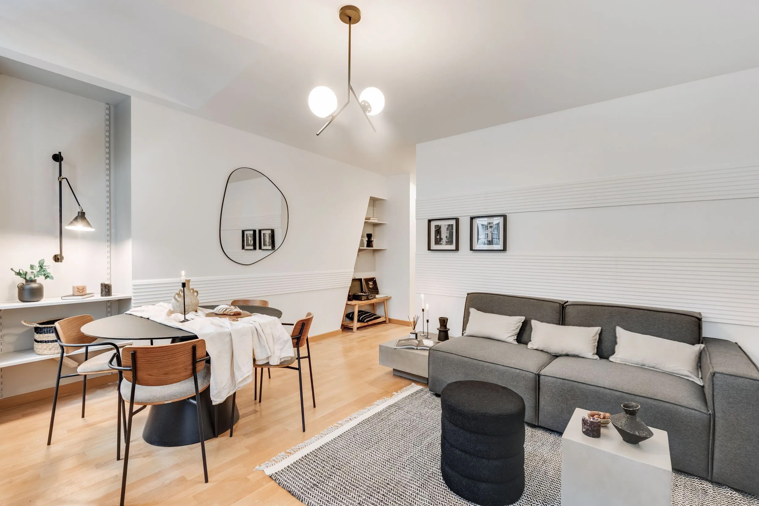 Elegant Paris Flat With Premium Home Office Setup And Gigabit Internet For Remote Work #5