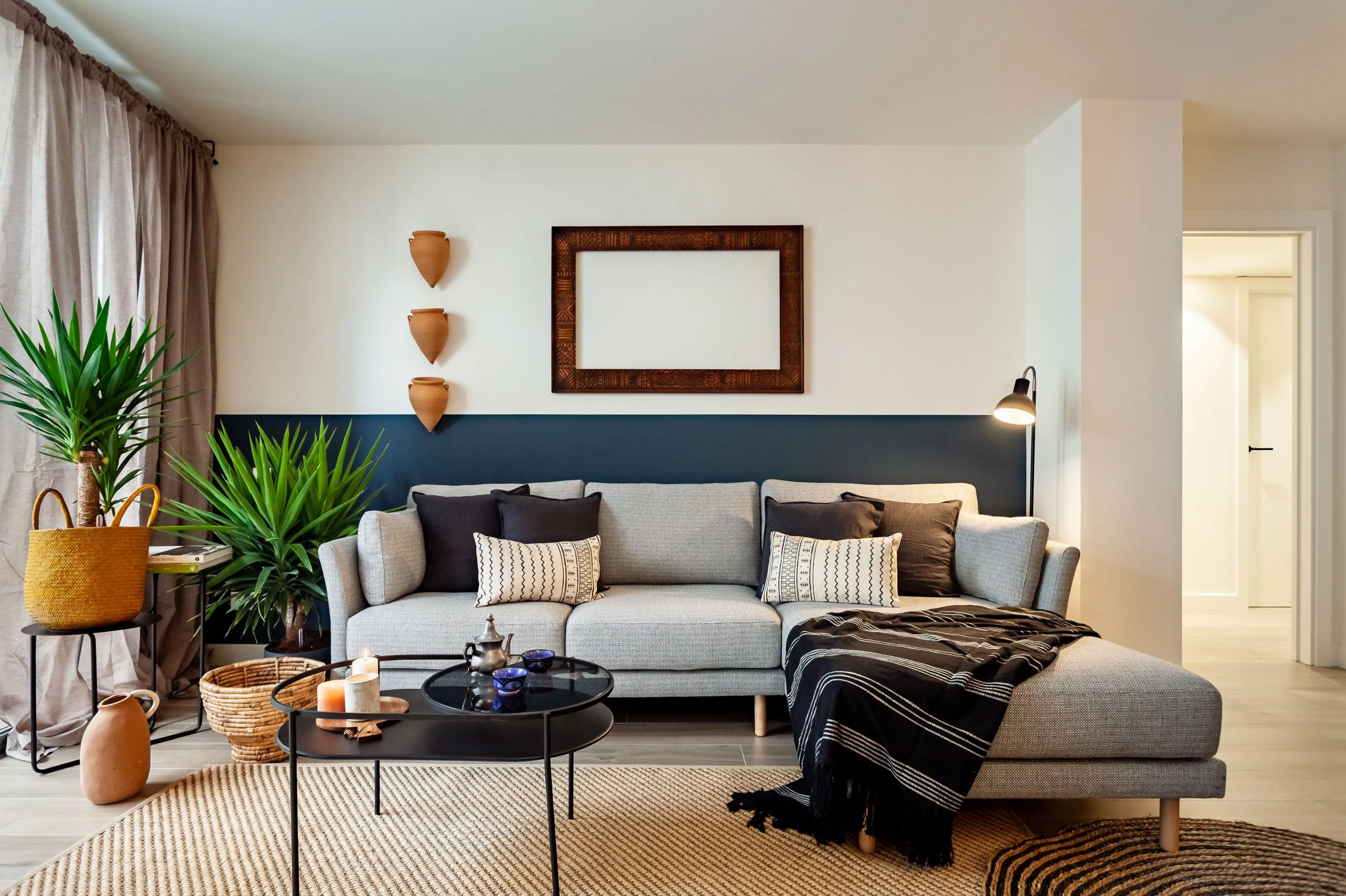 Urban 3-bed Flat With Pro Workspace & Chef's Kitchen For Remote Work In Barcelona #2