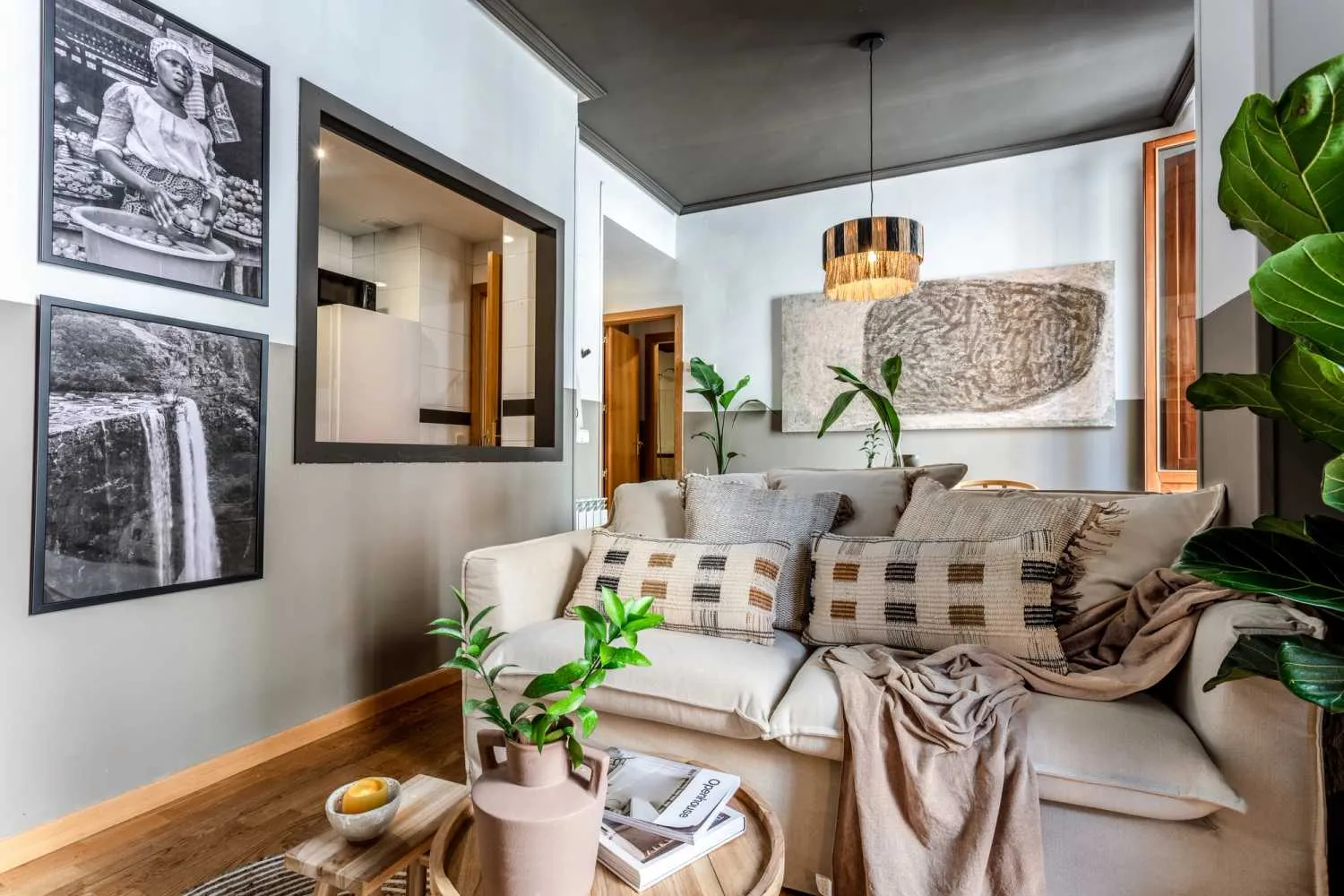 Sophisticated Madrid Flat With Ultra-fast Wifi, Dual Monitors & Modern Kitchen For Remote Work #5