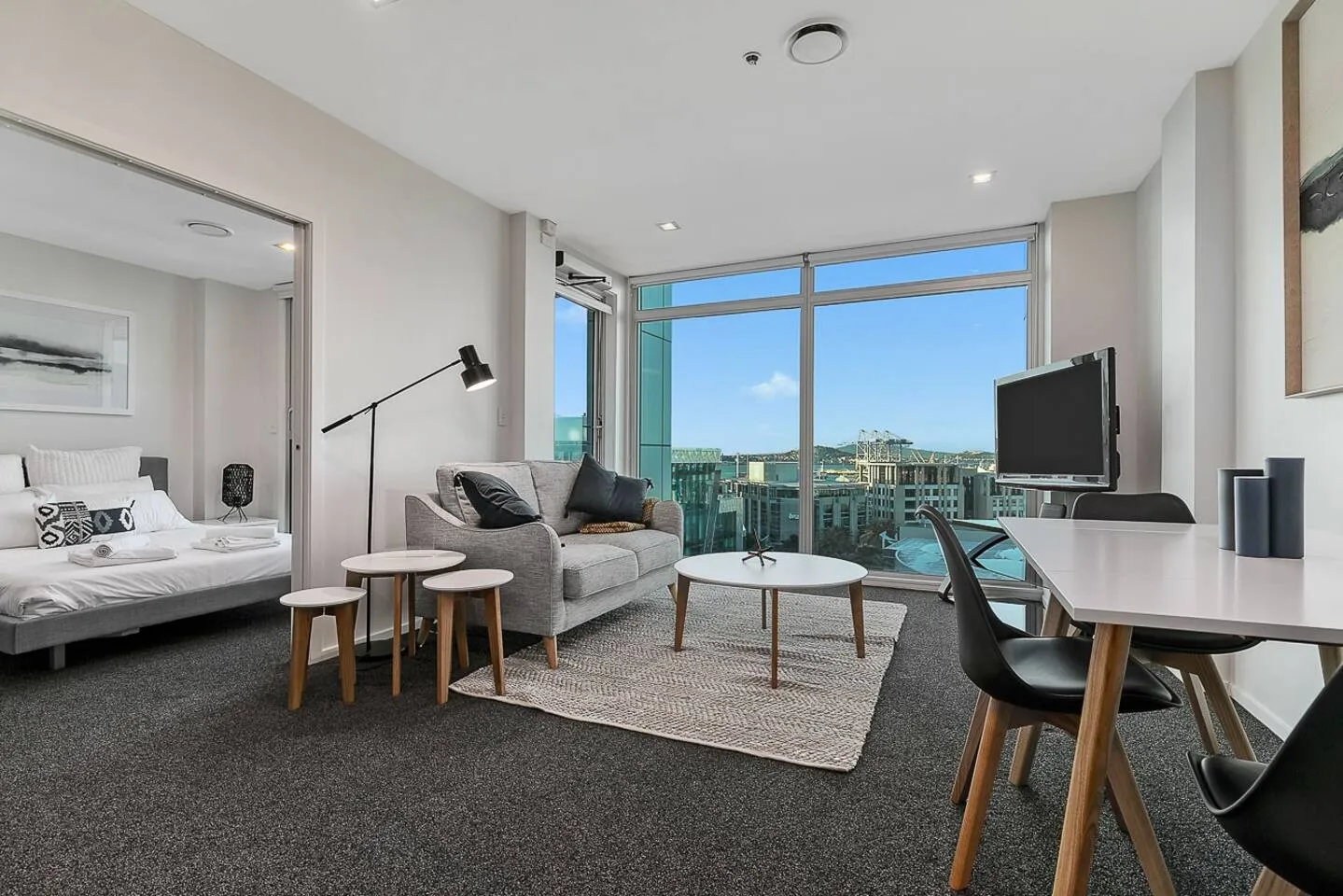 Intimate Stylish Executive 2br For Digital Nomads - Cbd Views & Free Parking