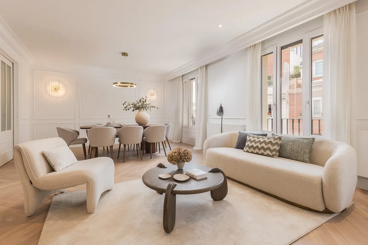 Stylish 177m2 Sky Residence In Madrid With Large Home Office & Panoramic Skyline Views #5