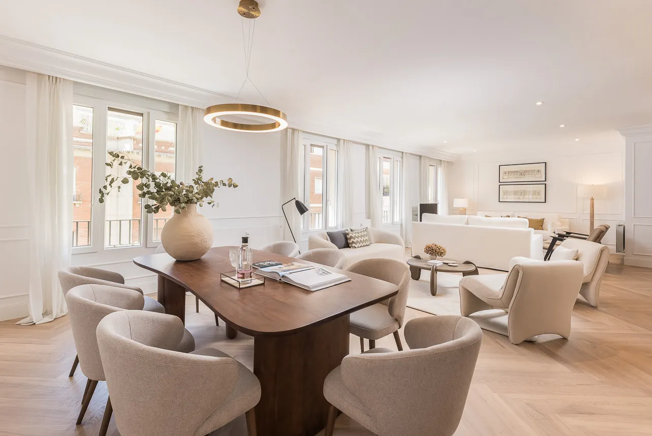 Stylish 177m2 Sky Residence In Madrid With Large Home Office & Panoramic Skyline Views #2