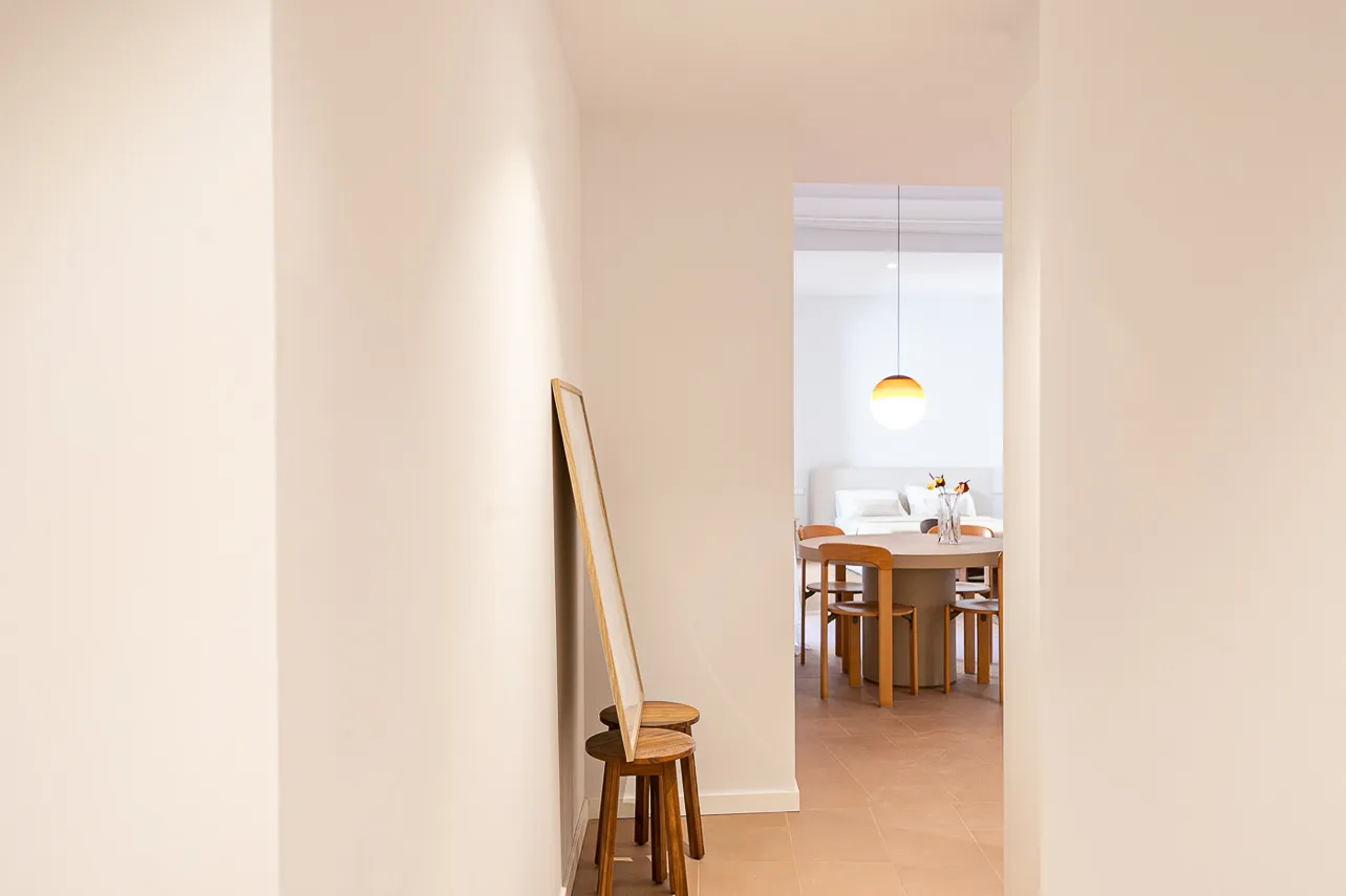 Stylish 50m2 Flat With Dedicated Home Workspace In Barcelona's Central Neighborhood #5