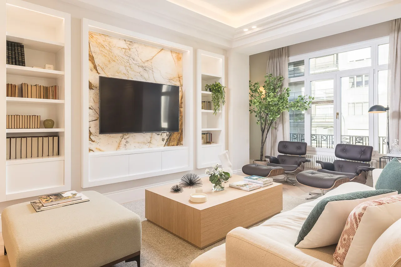 Chic 300m2 Madrid Penthouse With Bright Home Office And Panoramic City Views #4