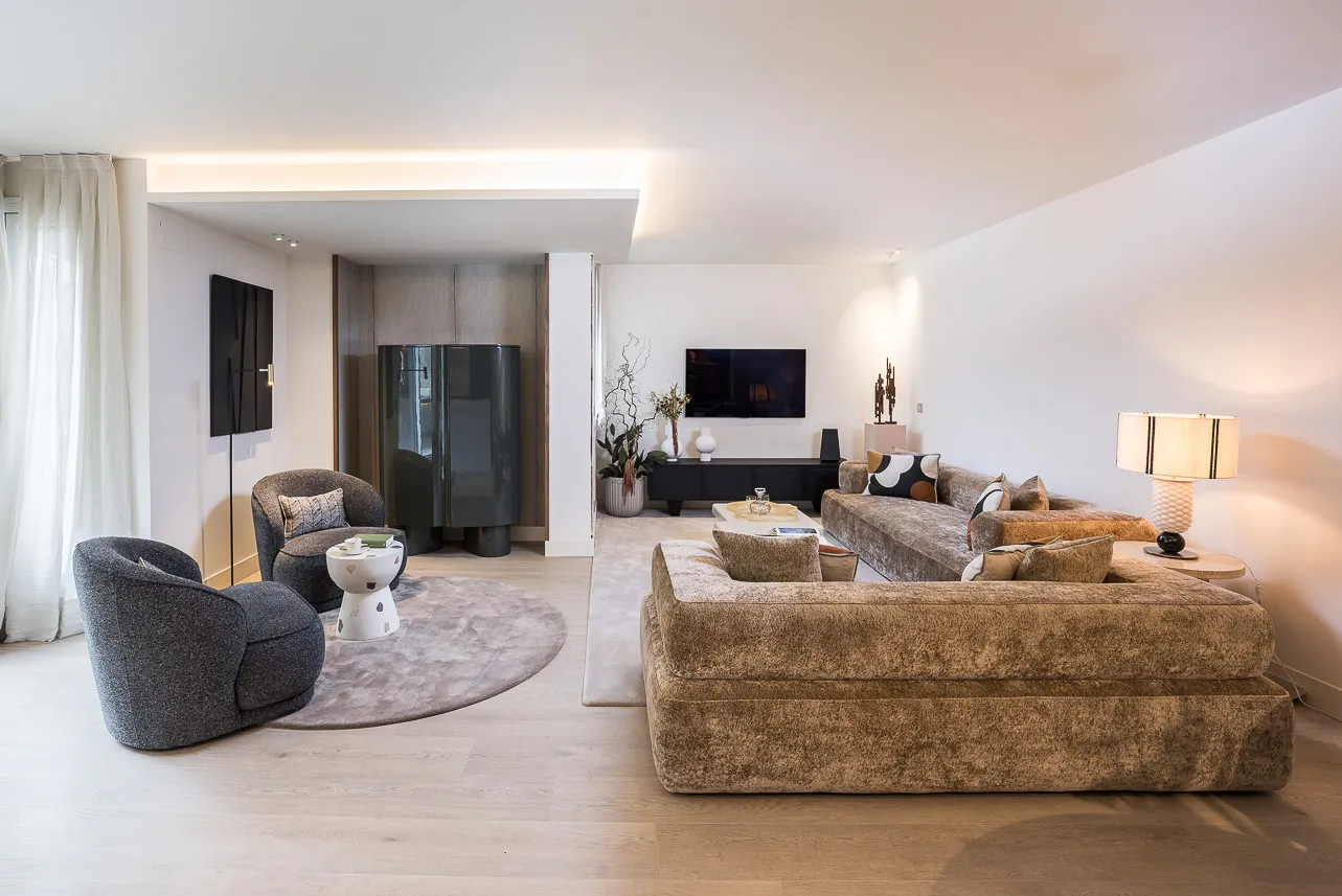 Luxurious Designer 2br Flat In Madrid - 138m2, Dedicated Home Office & Fast Wifi #2