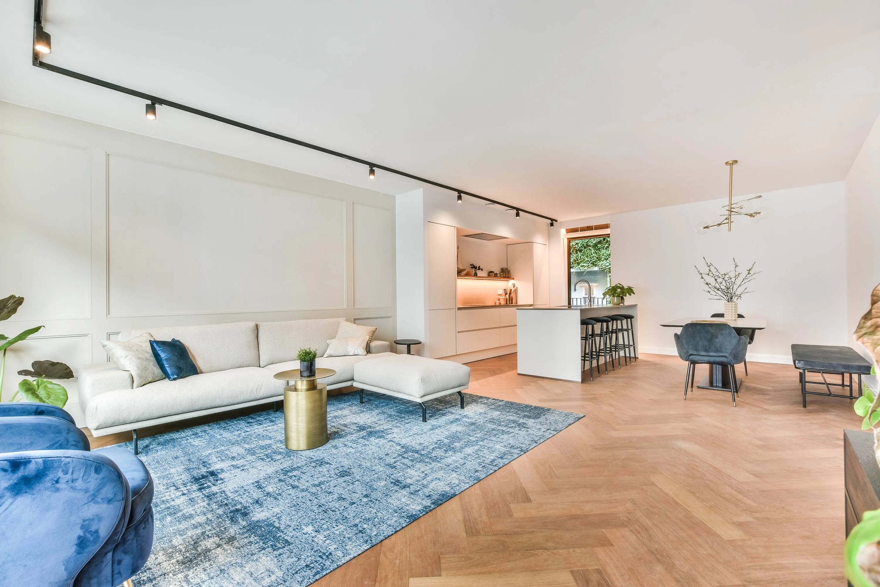 Curated De Pijp Flat For Remote Workers: 87sqm Of Spacious Amsterdam Living #4