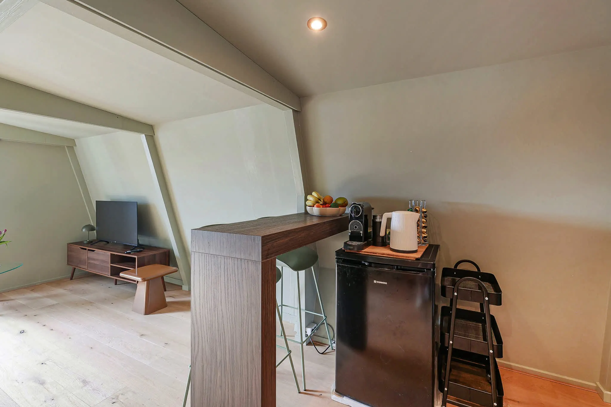 Stylish 1-Bedroom Serviced Apartment in Amsterdam #3