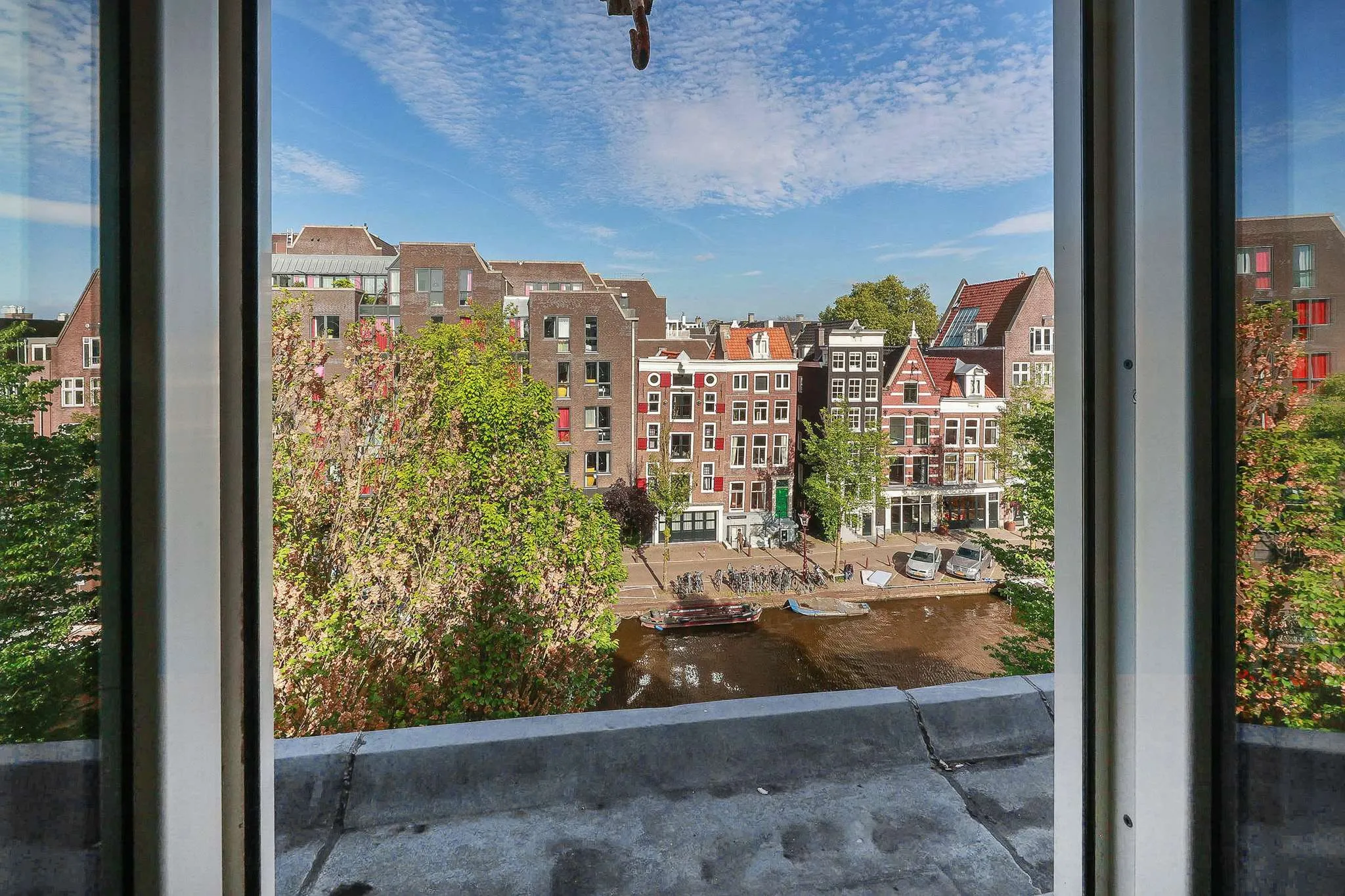Stylish 1-Bedroom Serviced Apartment in Amsterdam #5