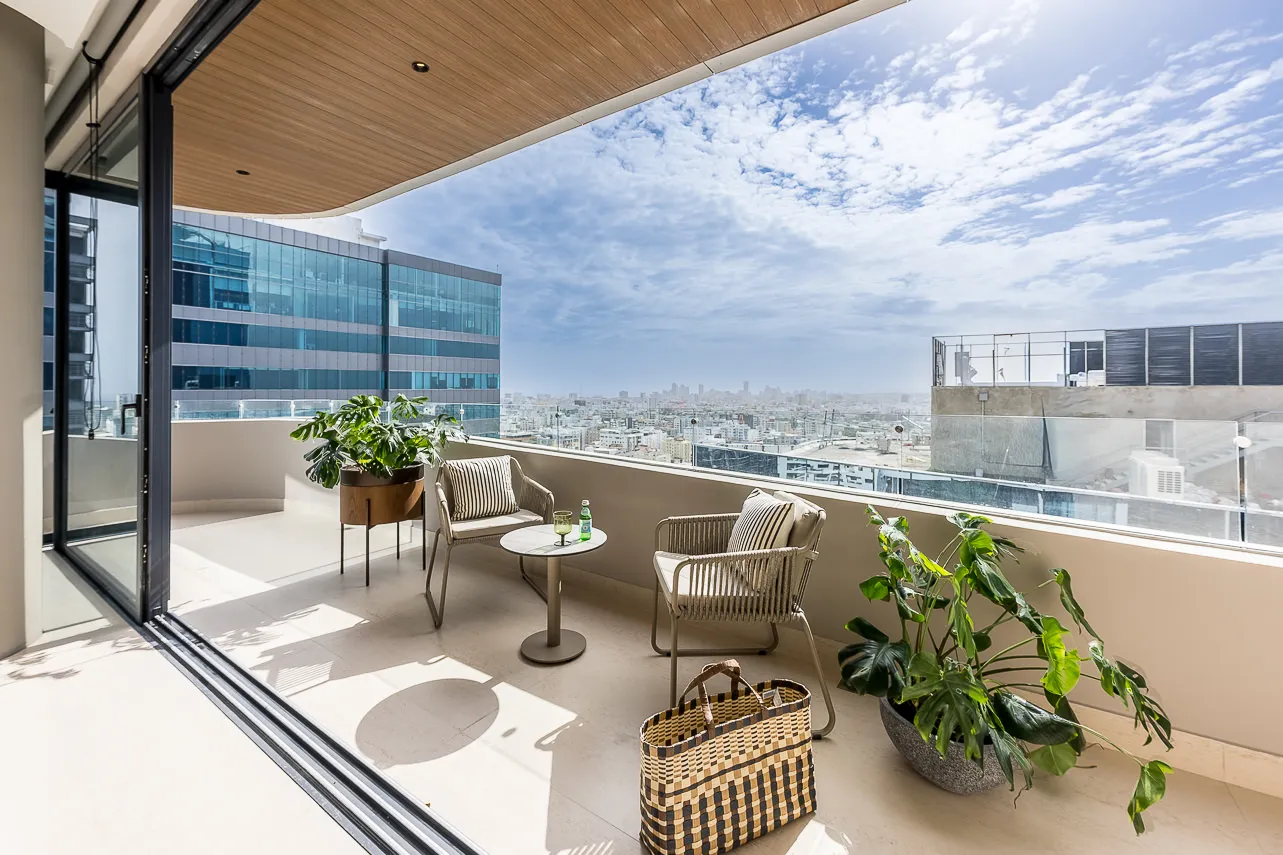 Work Above The Caribbean: Expansive Sea-view Penthouse In Santo Domingo #5